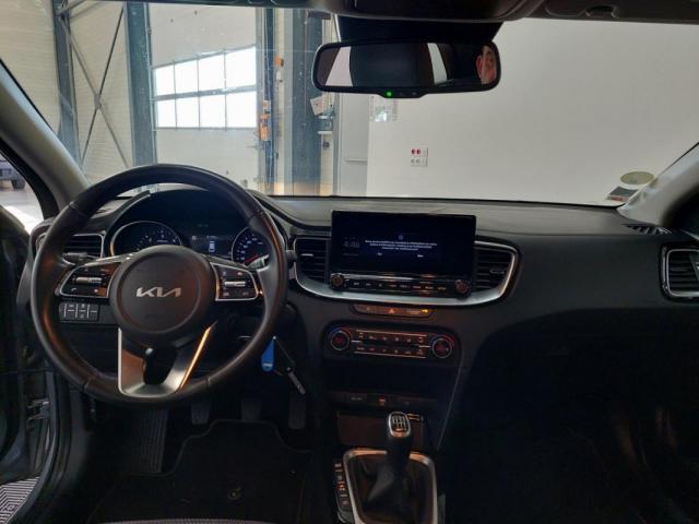 Kia Cee'D_sw image 8