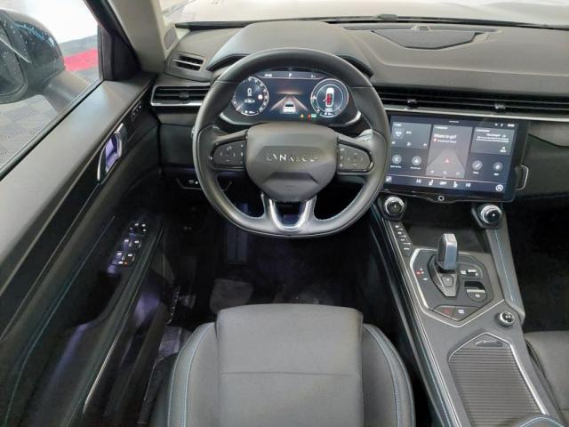 Lynk & Co 01 image 9