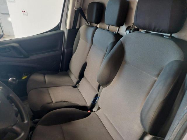 Peugeot Partner image 8