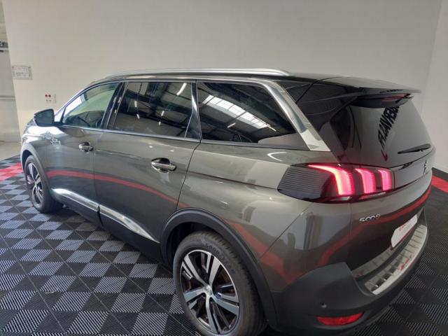 Peugeot 5008 image 8