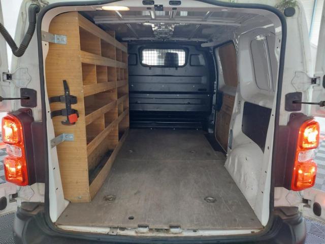 Citroen Jumpy image 8