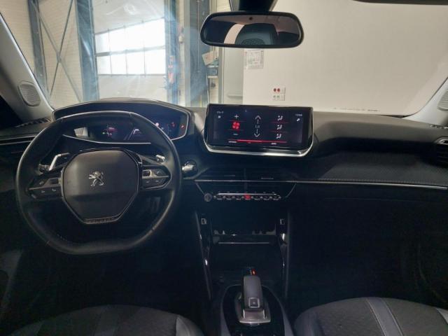 Peugeot 2008 image 9