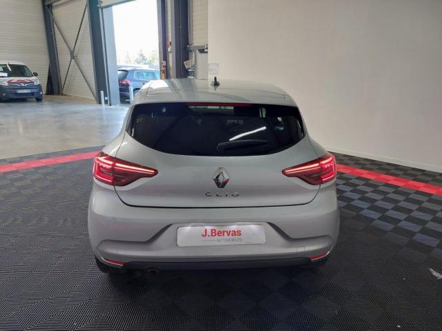 Renault Clio image 8