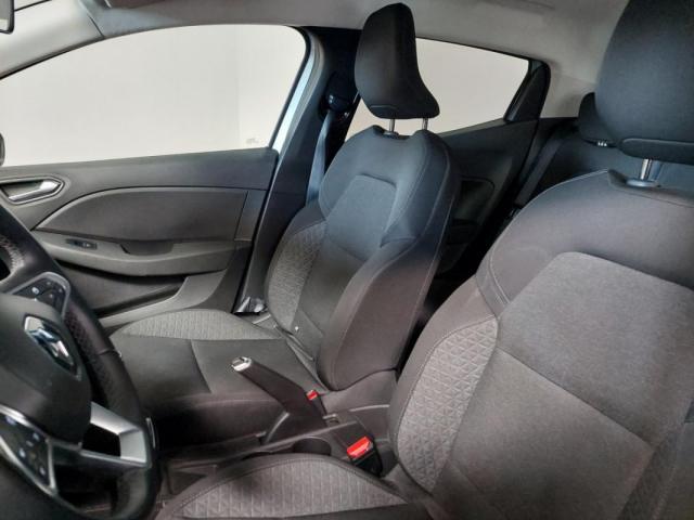 Renault Clio image 9