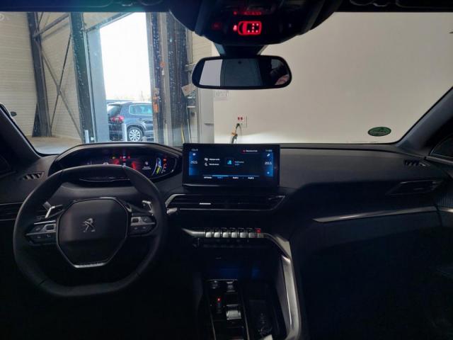 Peugeot 5008 image 9
