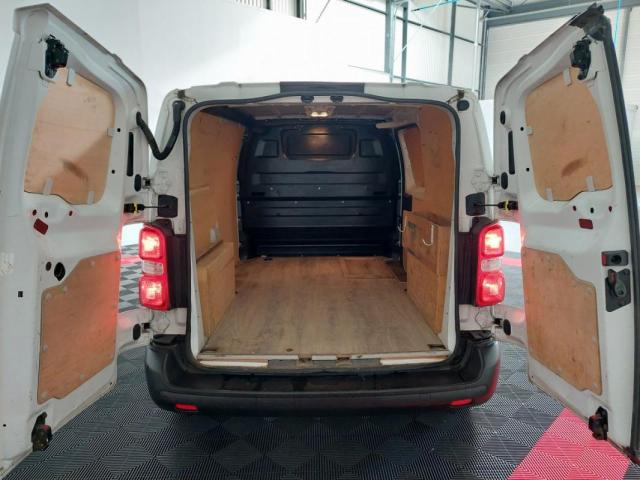 Citroen Jumpy image 3