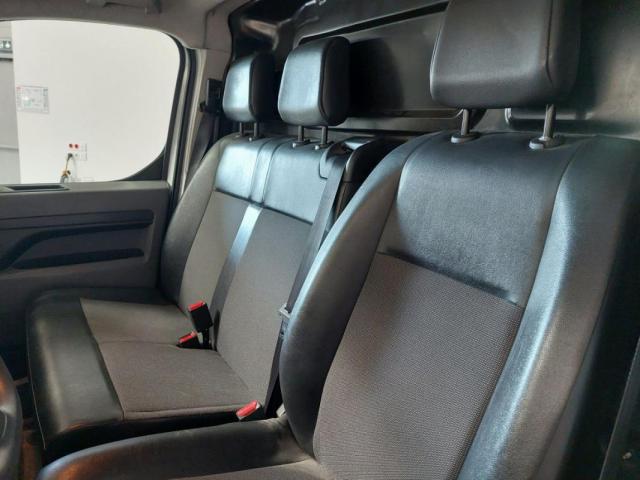 Citroen Jumpy image 8