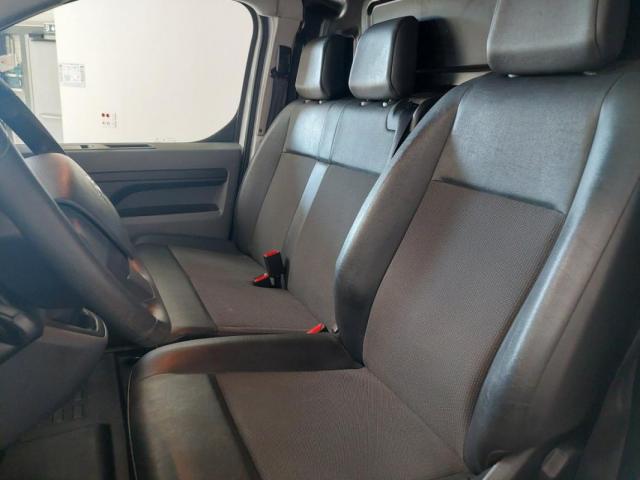 Citroen Jumpy image 1