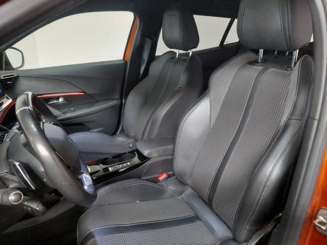 Peugeot 2008 image 1