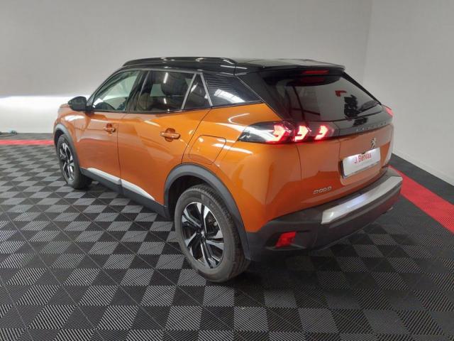 Peugeot 2008 image 3