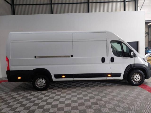 Peugeot Boxer image 9