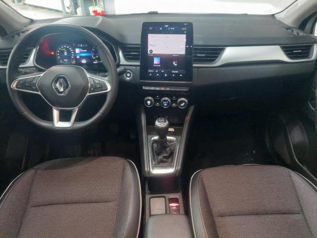 Renault Captur image 2