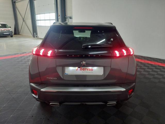 Peugeot 2008 image 8
