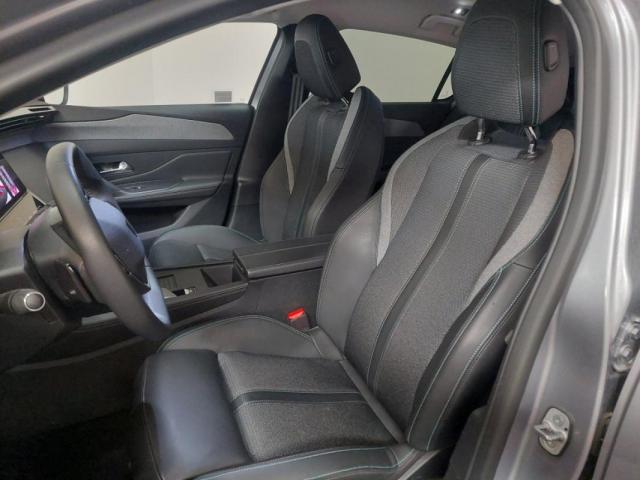 Peugeot 308 image 2