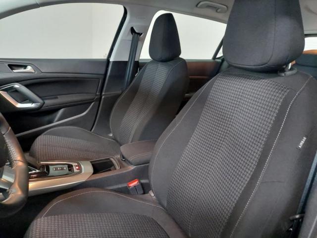 Peugeot 308 image 1