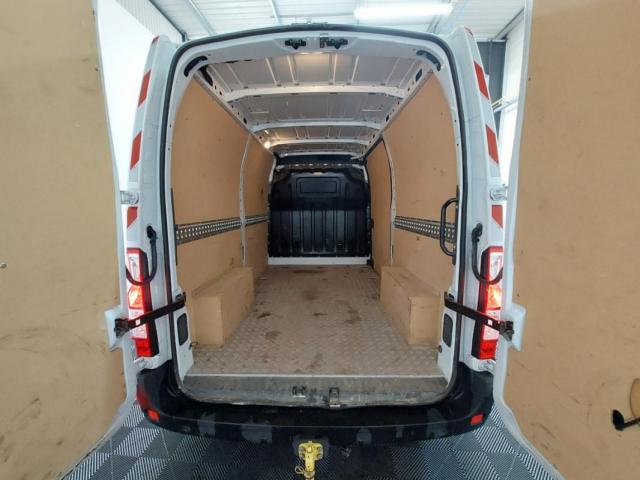 Renault Master image 1