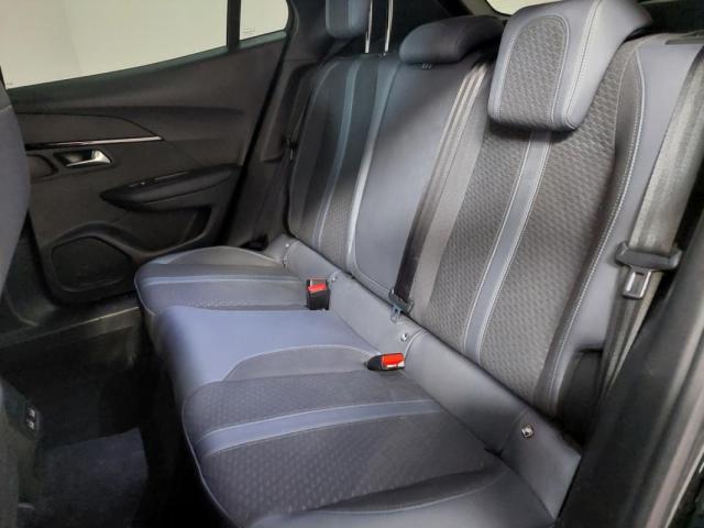 Peugeot 2008 image 1