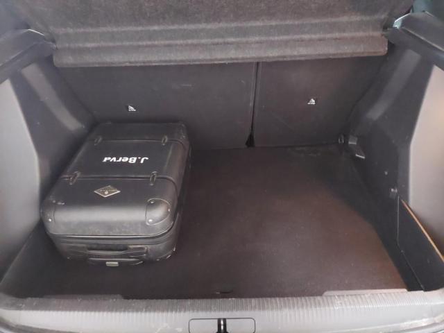 Peugeot 2008 image 9