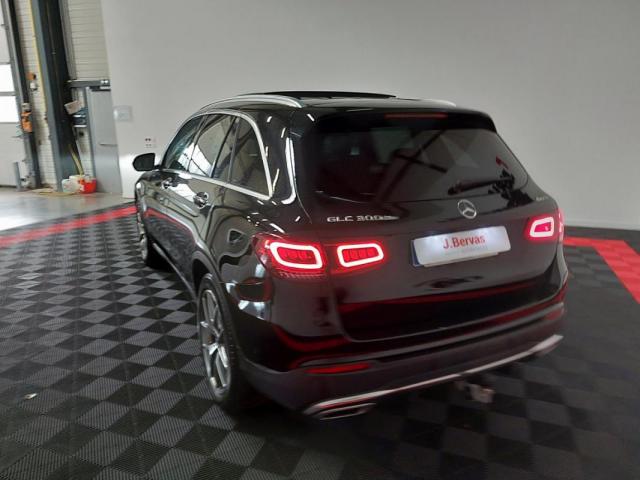 Mercedes Benz Glc image 8
