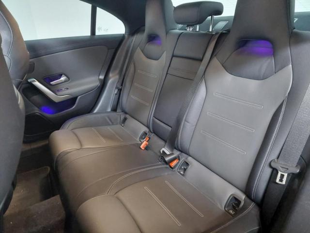 Mercedes Benz Cla image 5