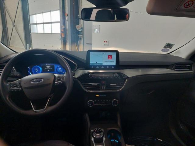 Ford Kuga image 5