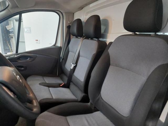Opel Vivaro image 3