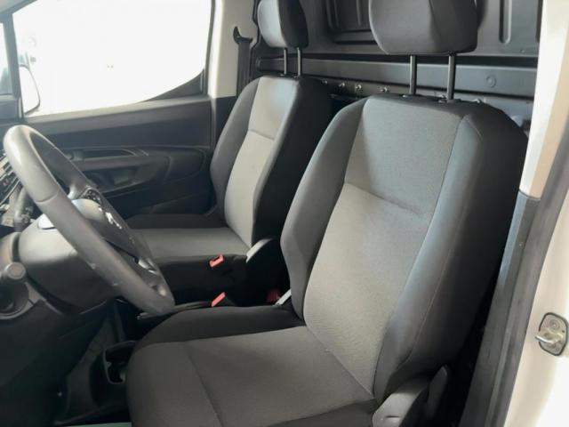 Opel Combo Cargo image 6