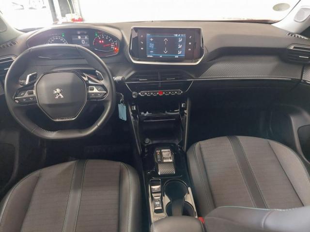 Peugeot 2008 image 1