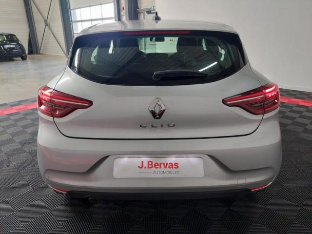 Renault Clio image 8