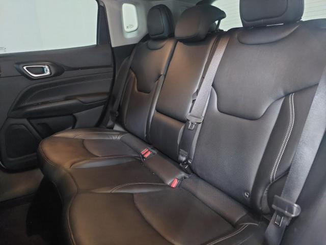 Jeep Compass image 8