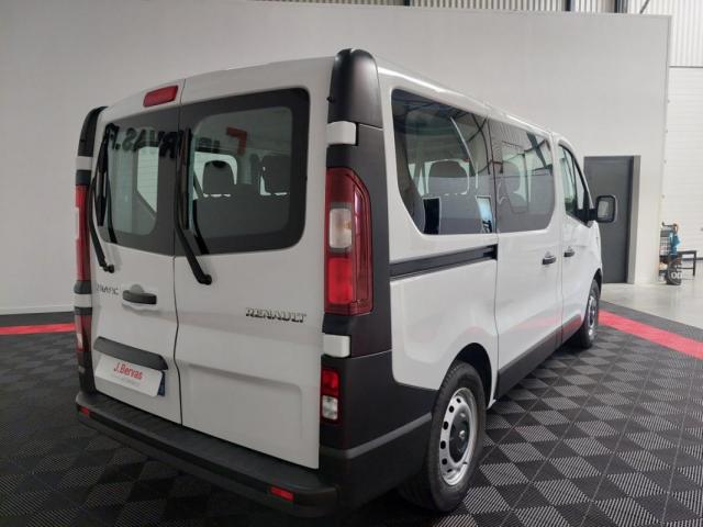 Renault Trafic image 9