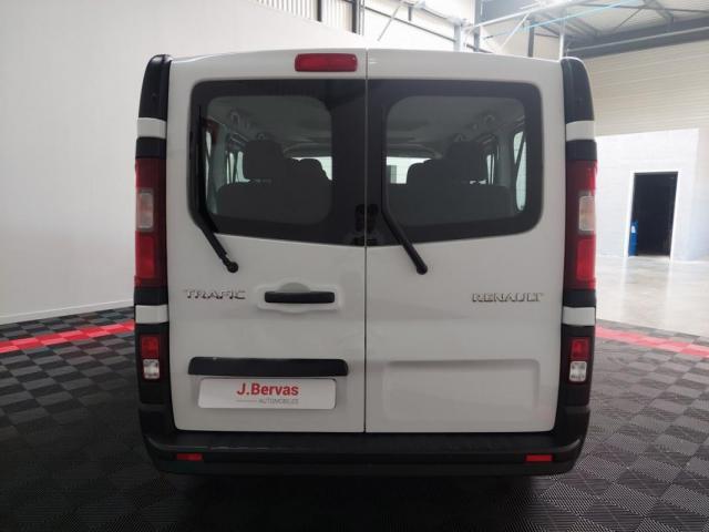 Renault Trafic image 2