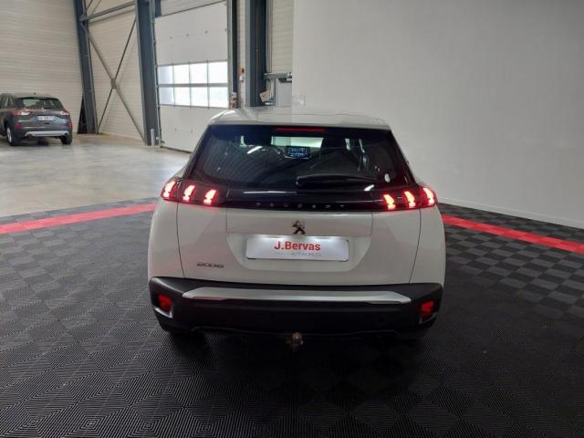 Peugeot 2008 image 7