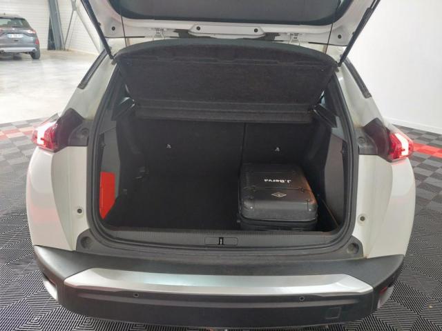 Peugeot 2008 image 6