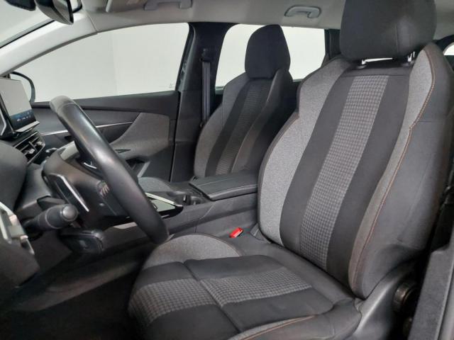 Peugeot 5008 image 8