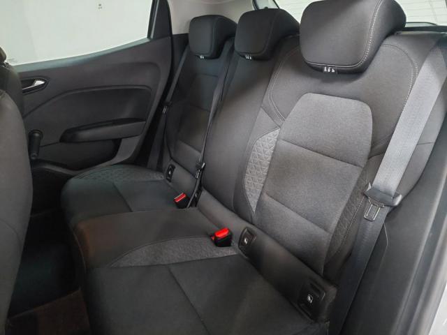 Renault Clio image 6
