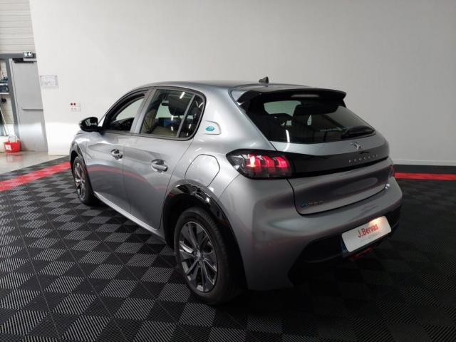 Peugeot 208 image 6