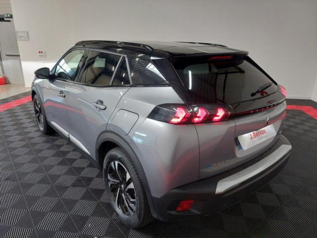 Peugeot 2008 image 2
