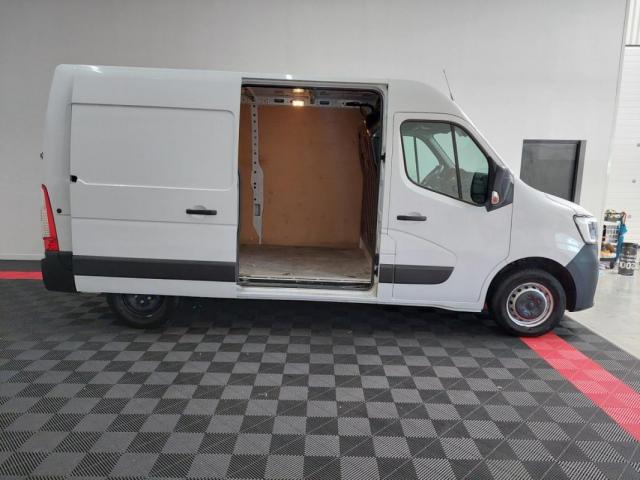 Renault Master image 6