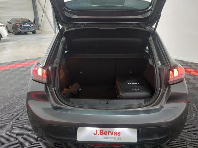 Peugeot 208 image 6