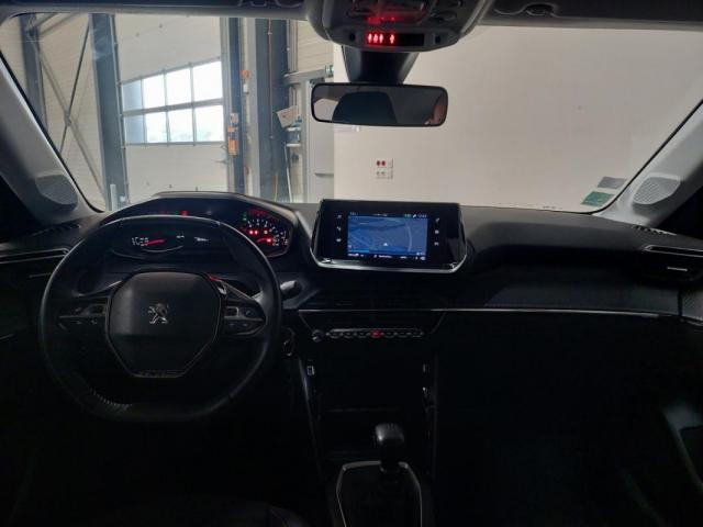 Peugeot 208 image 2