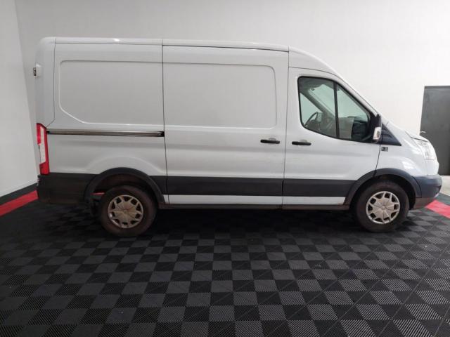 Ford Transit image 7