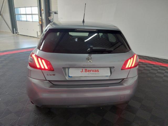 Peugeot 308 image 3