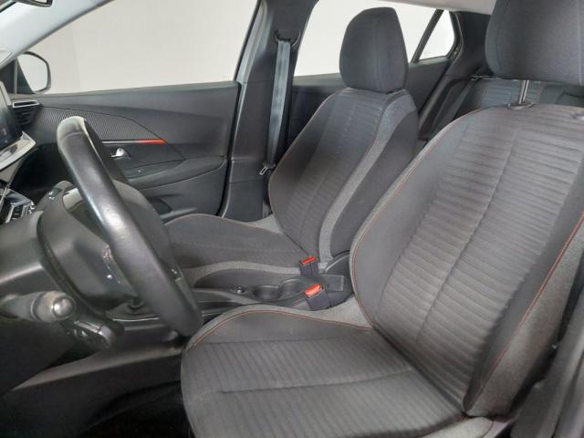 Peugeot 2008 image 8
