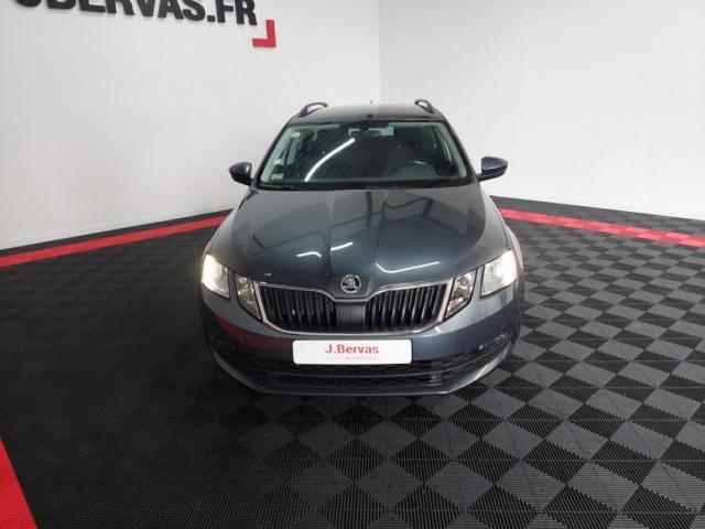 Skoda Octavia image 3