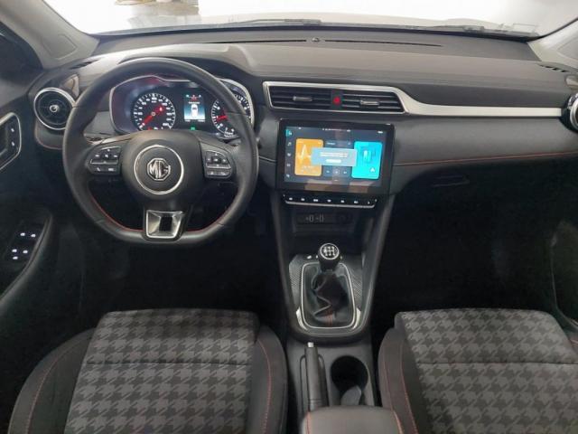 Mg Motor Zs image 8