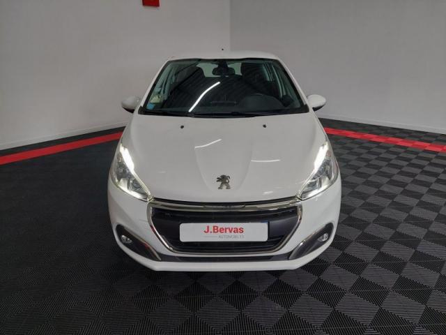 Peugeot 208 image 5