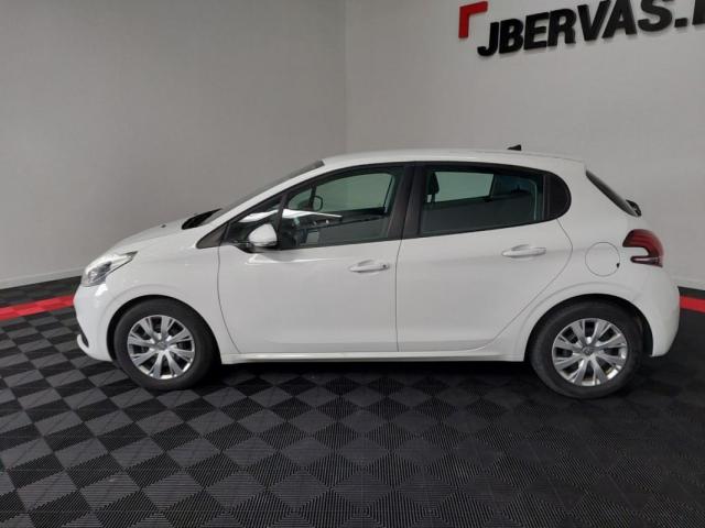 Peugeot 208 image 4