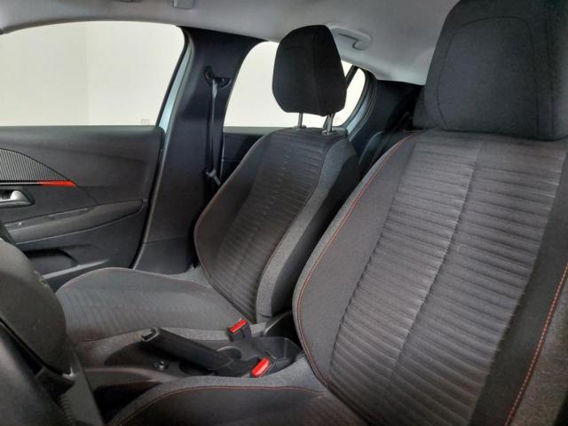 Peugeot 208 image 3
