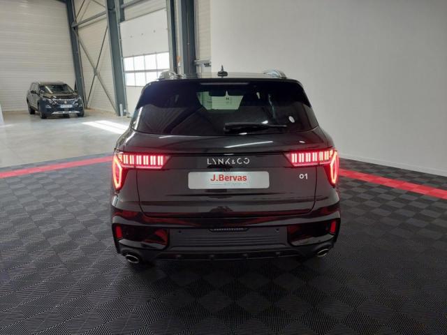 Lynk & Co 01 image 5